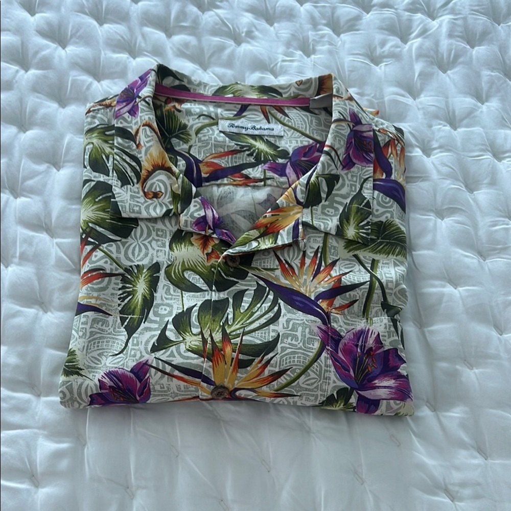 Tommy Bahama White and Green Graphic Button Down Shirt